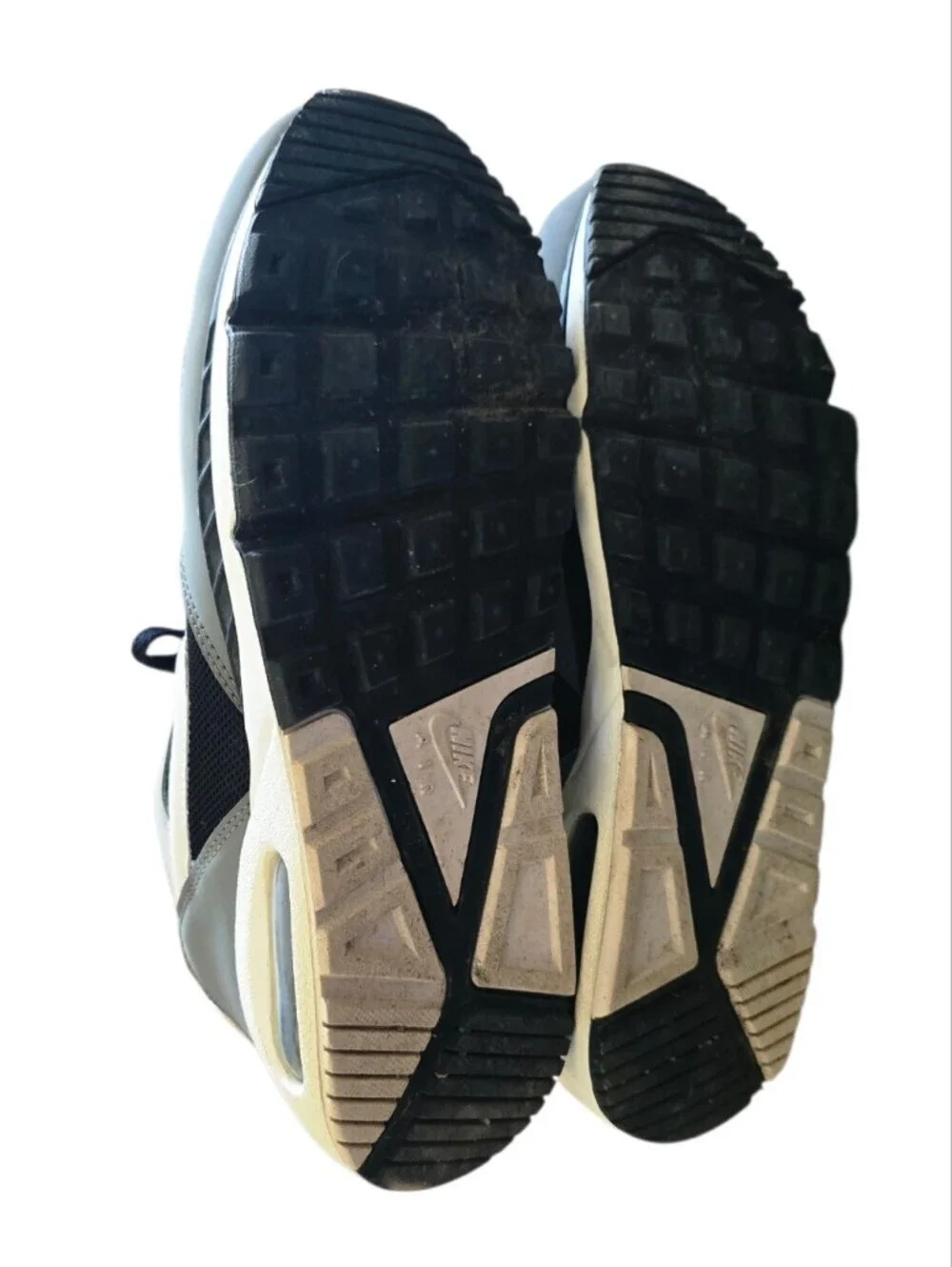 Nike Air Max Men's 7.5 Women's 9  Black White Gray Sneakers
